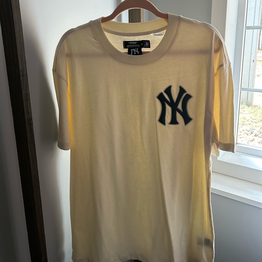 New York Yankees Standard Pro Tee